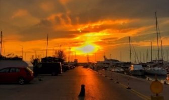 Barani poštuju mjere samoizolacije, ulice puste (FOTO)