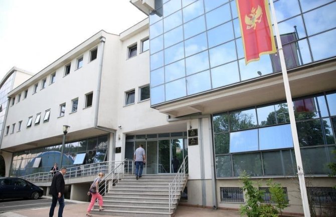 Odlažu se eksterna testiranja, maturski i stručni ispiti