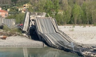 Srušio se most u italijanskom regionu Toskana 