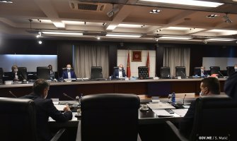 Nove mjere: Ne više od jednog lica na javnim površinama