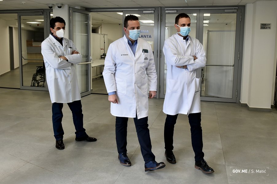 49773276602443e30d0a4o