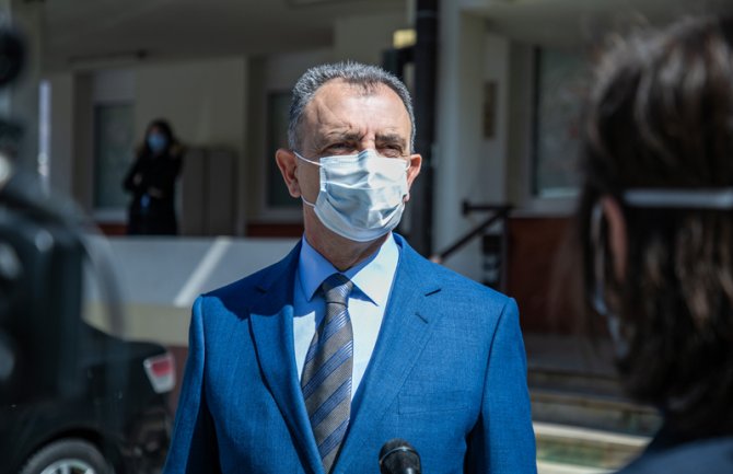 Testirani članovi porodice oboljelog iz Plava i zaposleni beranske bolnice, čekaju se rezultati