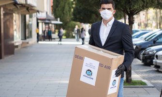 Multimedijal MNE donirala zaštitne maske Opštinskom timu, distribuira proizvode lokalnih poljoprivrednika...