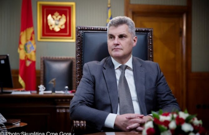 Brajović: Neka vrijeme uskršnjih praznika doprinese opštem razumijevanju, otvorenosti i toleranciji