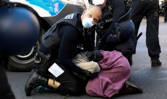 U Berlinu održan protest više stotina građana(VIDEO)