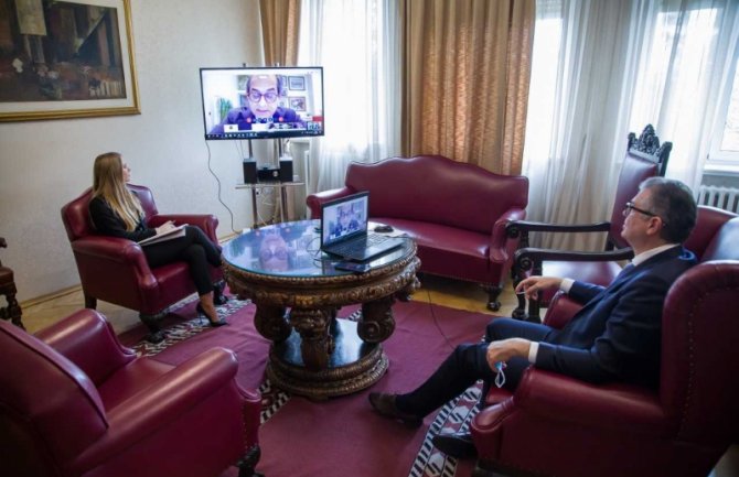 CG nastoji da i u ovim vremenima pokaže posvećenost unapređenju saradnje sa svojim partnerima u Evropi