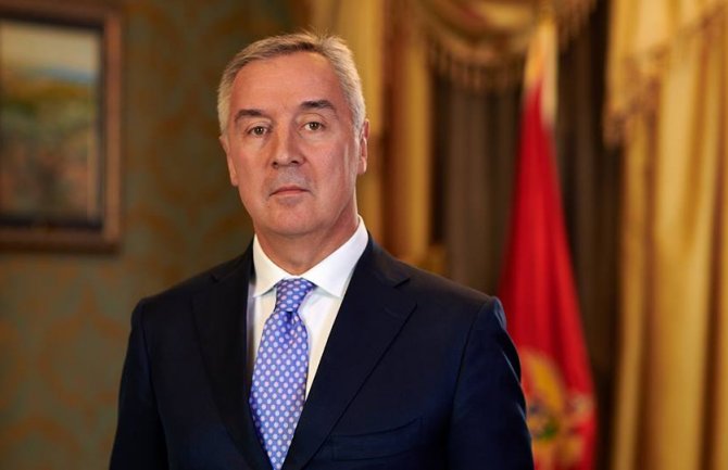 Đukanović uputio telegrame saučešća Putinu i Kovindu