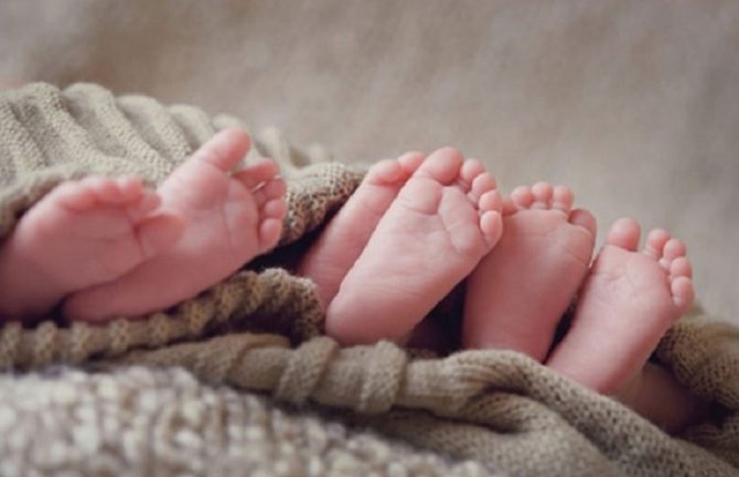 6.000 eura za trojke iz Tuzi