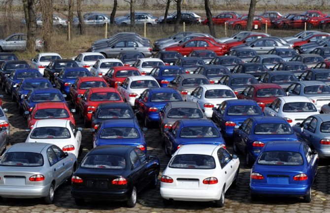 Prodaja automobila u svijetu smanjena za 39%