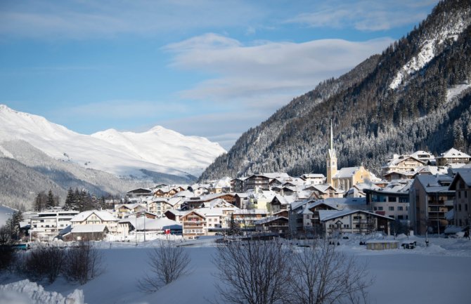 Koronavirus iz ovog skijaškog centra otišao na 5 kontinenata, stižu tužbe