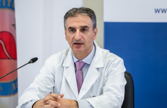 Mugoša: Imali smo koncerte, svadbe, litije, a sve je zabranjeno, strah me da će doći na naplatu za 15-20 dana