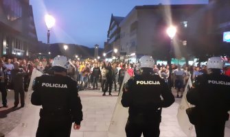 Marić: DF očito vodi kampanju koja neće nimalo biti prijatna po građane; Raonić: Mitropolija da se ogradi od zloupotreba