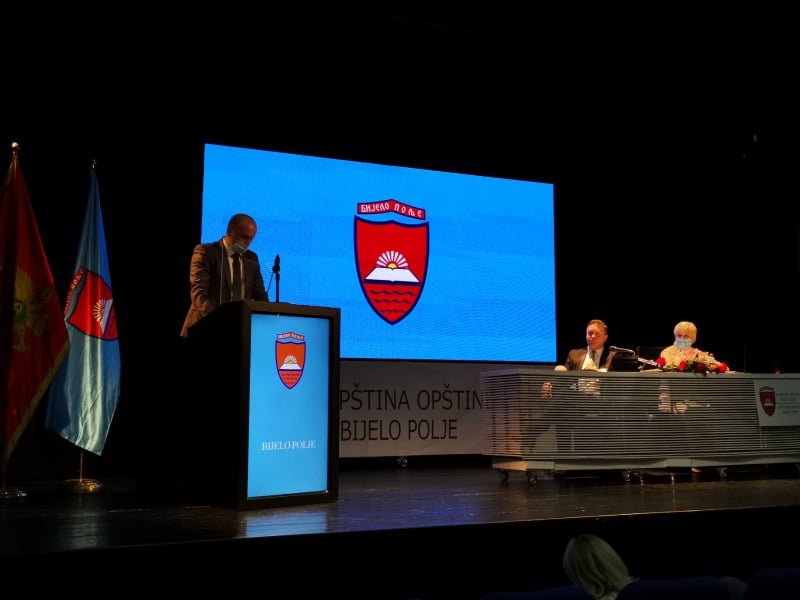 979697095811331358519445144148730613596160n