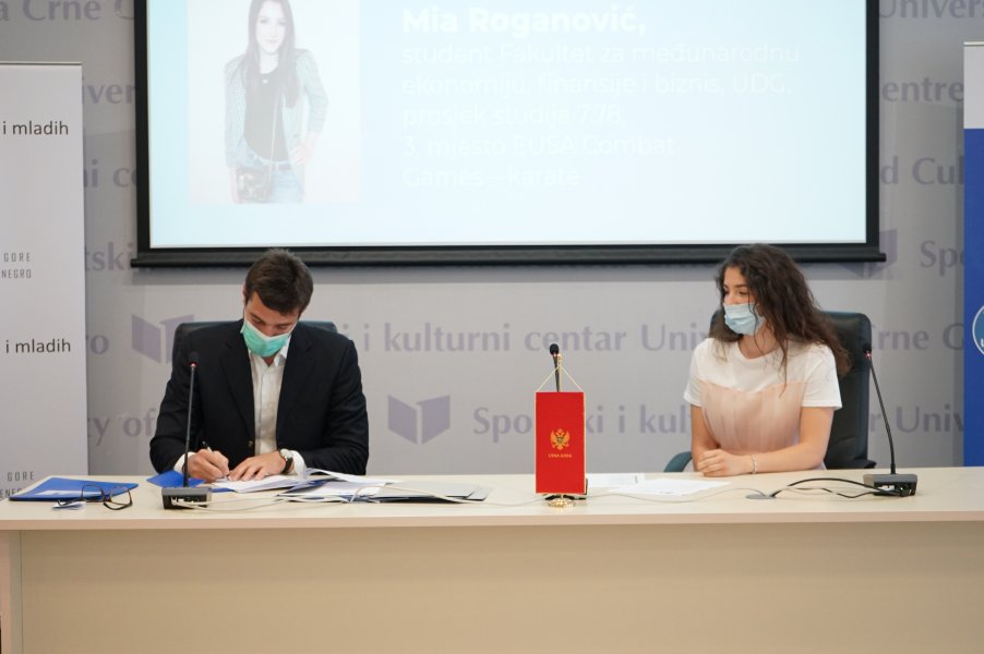 Predsjedniksavezaistudentkinja1