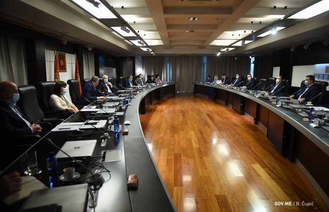 Ukinuta zabrana avio saobraćaja za sopstvene potrebe, dopuštene igre na sreću u kazinima