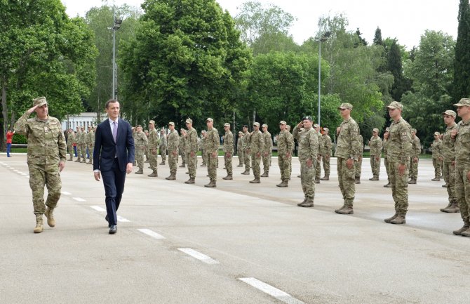 Bošković: Budite dostojni nasljednici generacija iz vjekova za nama