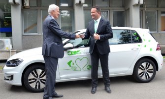 CEDIS ustupio električni automobil KCCG-u