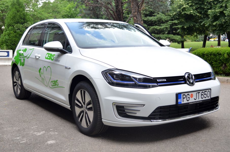 eGOLF