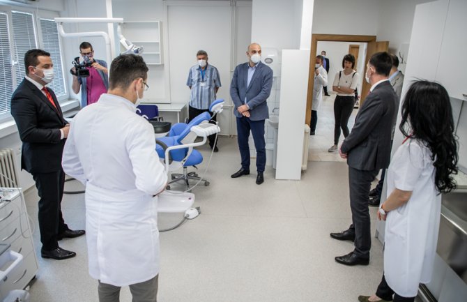 Eraković: Građani mogu da budu sigurni u zdravstveni sistem i državu