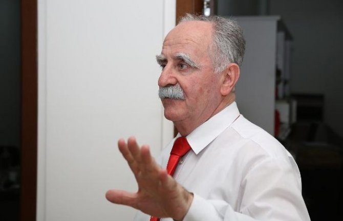 Vuković:Lome se spomenici sa svakim procentom pada rejtinga DPS-a