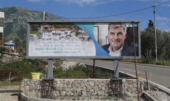 Bilbord u Baru u znak zahvalnosti Bjelopoljcu: Hajriz je za života dobrotom postao simbol CG