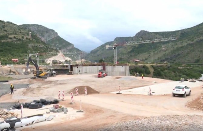 Petlja Smokovac gotova do kraja avgusta, 75% radova odrađeno na mostu