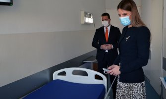 Turski biznismen donirao 30 električnih kreveta Kliničkom centru