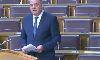 Simović: Opozicija nerealnim predlozima želi da baci sjenku na rad Vlade
