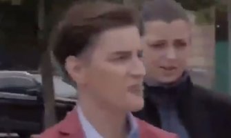 Kad Piroćanac Ani Brnabić pred kamerama kaže ko je lopov