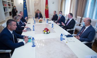 DPS: Nedolazak na sastanak demonstracija neodgovornosti; Demos: Da su htjeli rješenje poziv bi uputili na ozbiljan način