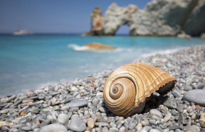 Promjenljivo sa sunčanim intervalima, moguća kiša