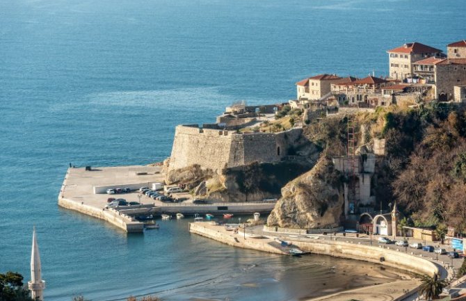U Ulcinju predviđena gradnja aerodroma