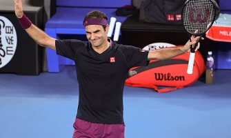 Federer završio sezonu zbog nove neočekivane operacije