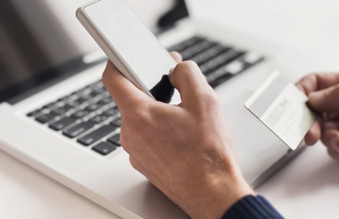 Plaćanje administrativnih taksi bez odlaska u banku ili poštu