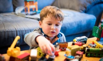 Uvođenje dječijeg dodatka može doprinijeti povećanju nataliteta