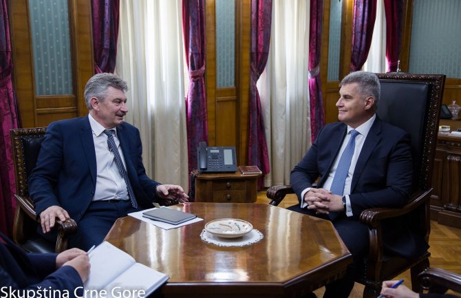 Crna Gora bilježi konstantan napredak, Mađarska podržava put naše države
