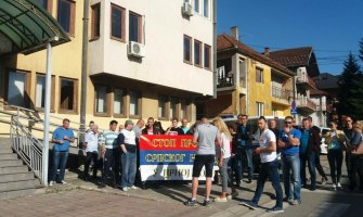 Đukić zbog skidanja zastave na Bjelasici napisao pjesmu, uvrijedio komandira