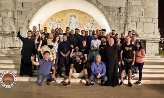 Sveštenici pušteni iz pritvora