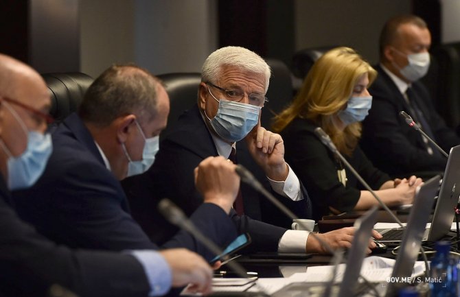 Vlada: Privrednicima u oblasti turizma i do 100% subvencije, ugostiteljima i prevoznicima 50%