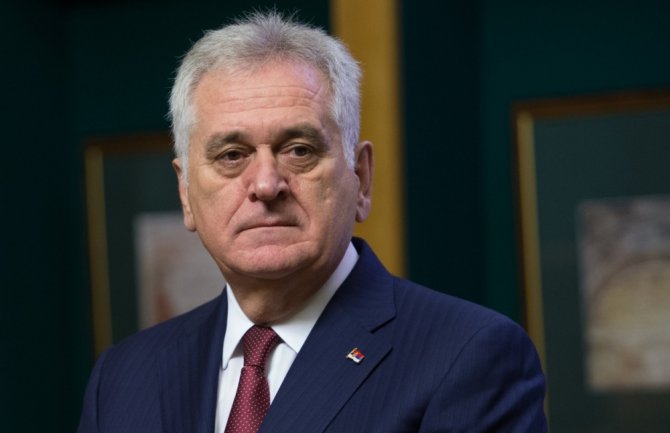 Toma Nikolić se vraća iz političke penzije