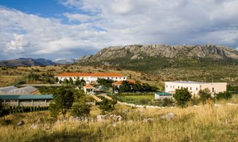 Donacija Opštine Tivat 'Kakarickoj gori' za opremanje prostorije za radno-okupacionu terapiju