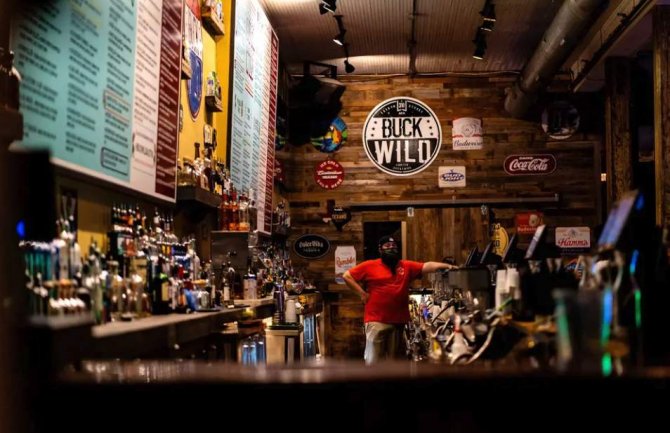 U Teksasu naloženo zatvaranje barova zbog širenja koronavirusa