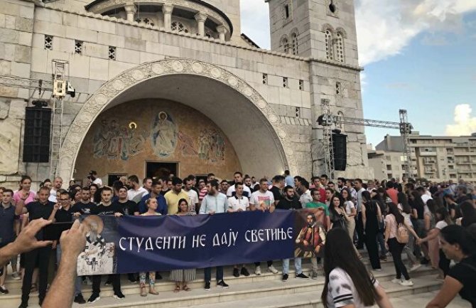 Mašković: Mladi ne smiju biti ničije oružije