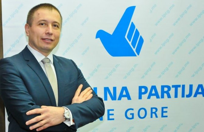 Rabrenović: Uprkos krizi izazvanoj pandemijom koronavirusa Podgorica nastavlja svoj razvojni put i investicione projekte