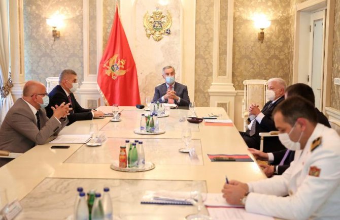 Potrebno preduzeti sve neophodne mjere, primarni cilj zdravlje građana