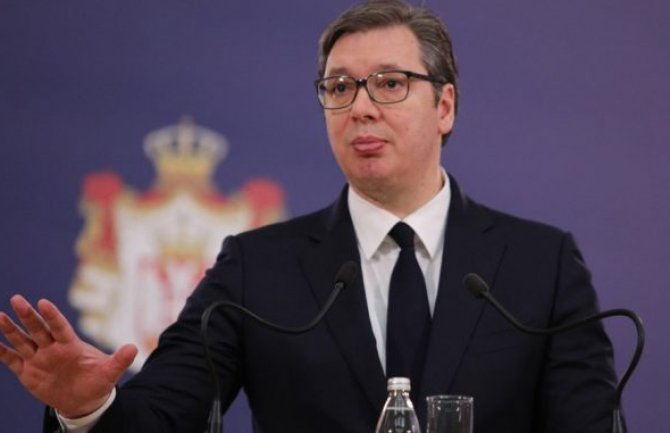 Vučić: Zatvaramo studentske domove, noćne klubove, splavove...