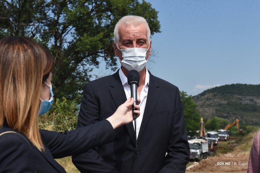 500824917762b493dea94o