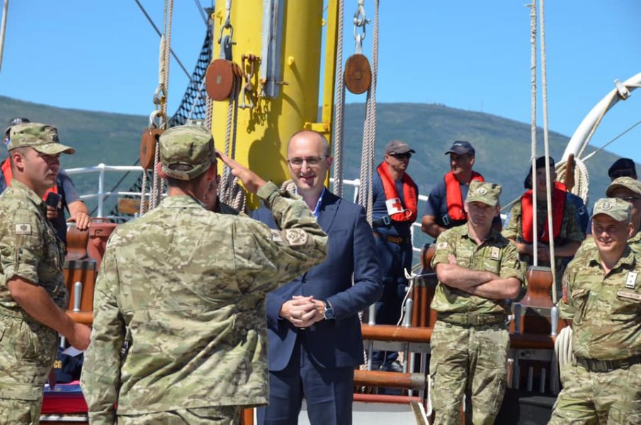 10760035127582663877408122059556582208256267n