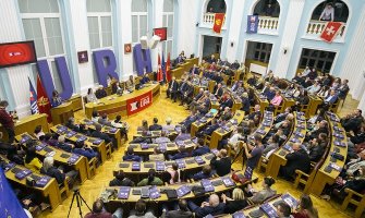 URA predlaže mjere za turizam: Refinansirati zarade i odložiti kredite