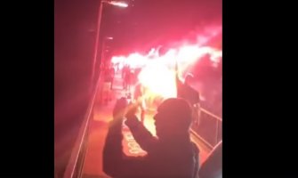 Spektakularna bakljada u Glavnom gradu povodom 13.jula(VIDEO)